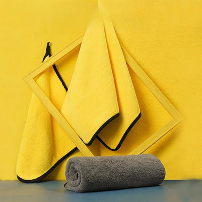 Microfiber Dog Towel - Super Soft Absorbent Pet Drying Cloth Quick Dry Bathrobe Wrap - ZOOMNSTORE