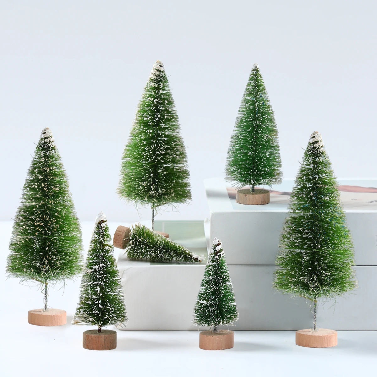 Mini Wooden Christmas Tree - Small Tabletop Tree with Blue Green White & Gold Pine - ZOOMNSTORE