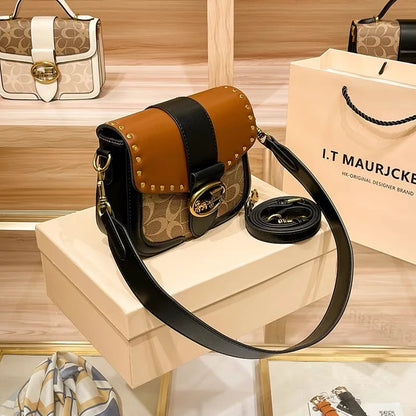 Minimalist Small Handbag - Fashionable Crossbody Bag for Women - ZOOMNSTORE