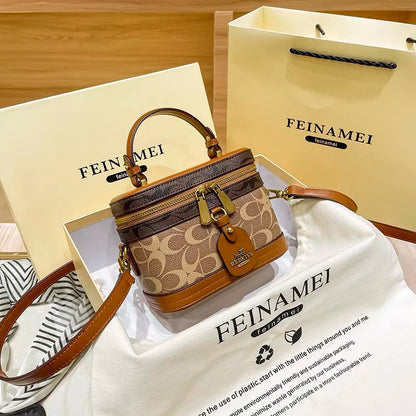 Minimalist Small Handbag - Fashionable Crossbody Bag for Women - ZOOMNSTORE