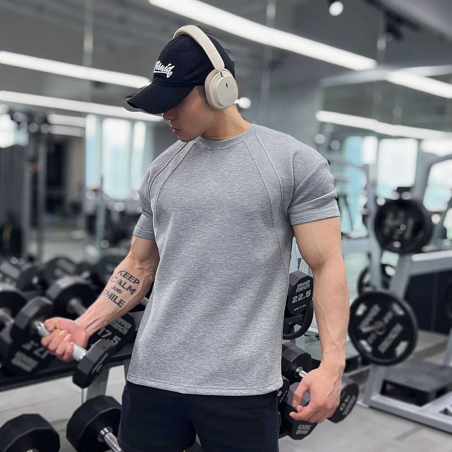High quality Autumn men long sleeved T-shirt Fashion sport Round Collar fitness running mesh Breathability Training t-shirt men