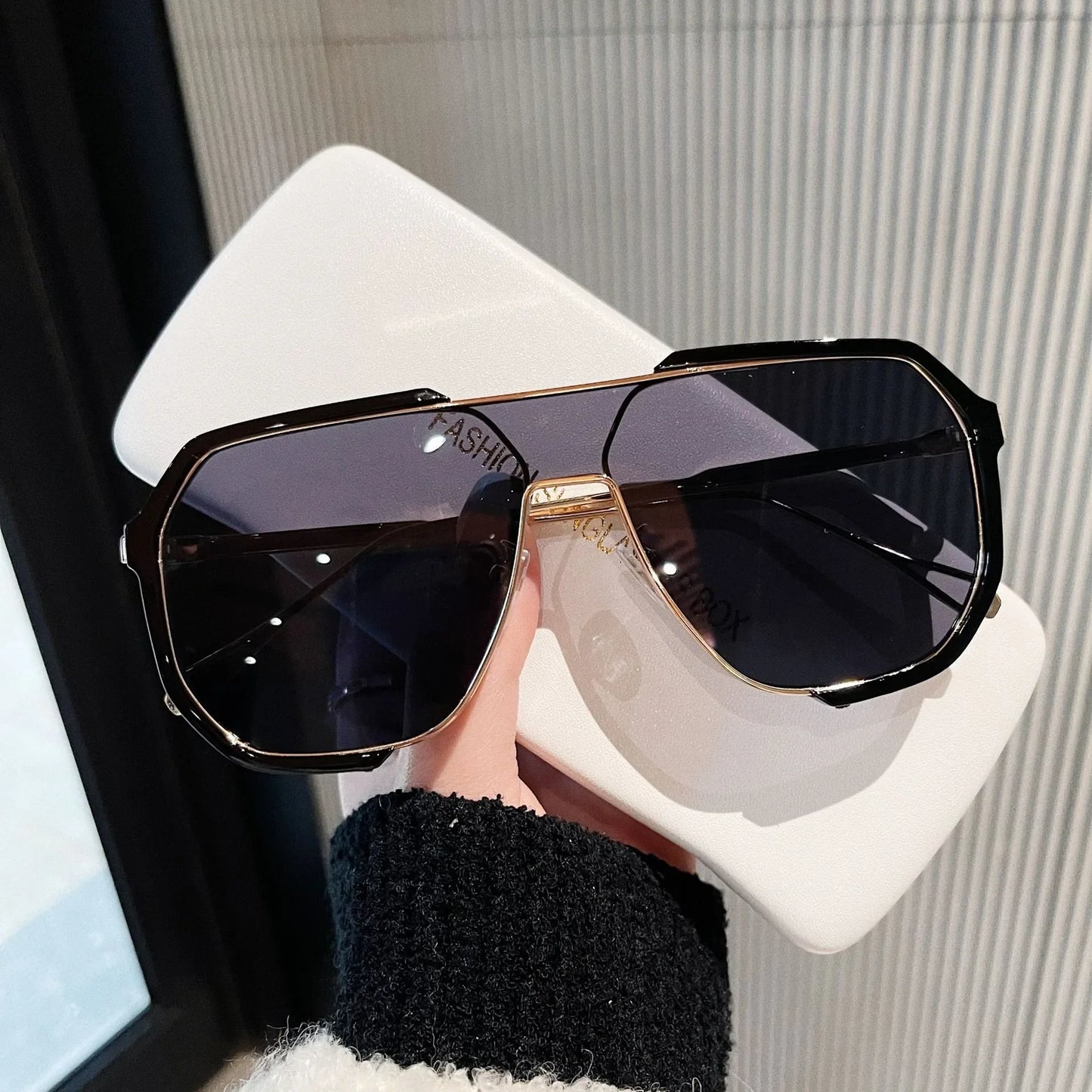 Oversized UV400 Sunglasses - Unique One Piece Fashion Eyewear for Men  Women - ZOOMNSTORE