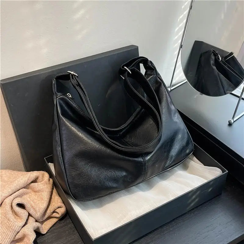 PU Leather Shoulder Bag - Large Capacity Women's Tote | Durable Lightweight Purse - ZOOMNSTORE