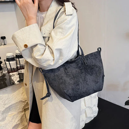 PU Leather Shoulder Bag - Small Women's Crossbody Bag with Zipper Closure & Phone Pocket - ZOOMNSTORE