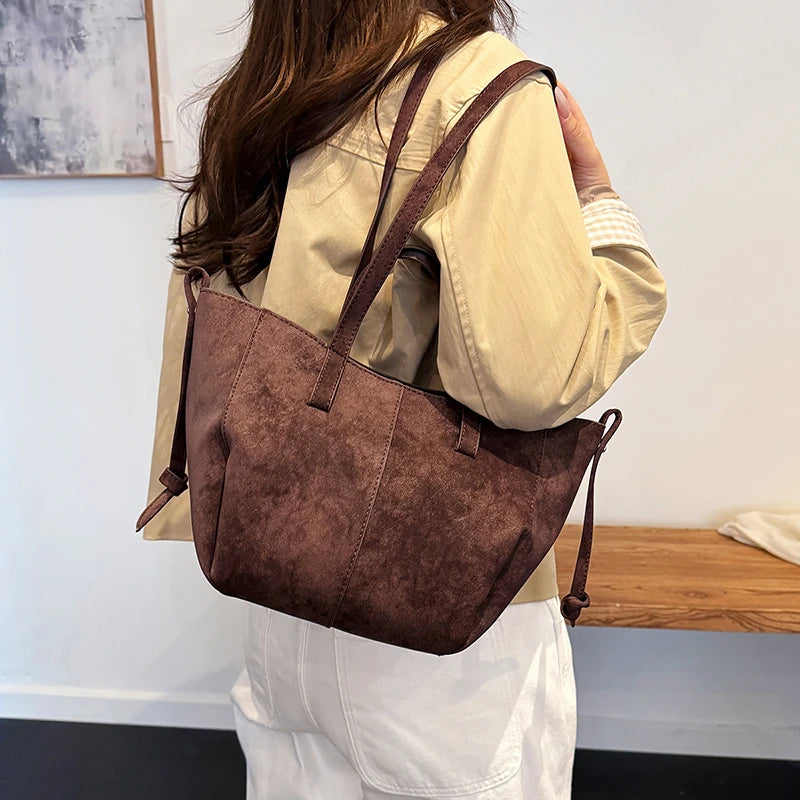 PU Leather Shoulder Bag - Small Women's Crossbody Bag with Zipper Closure & Phone Pocket - ZOOMNSTORE
