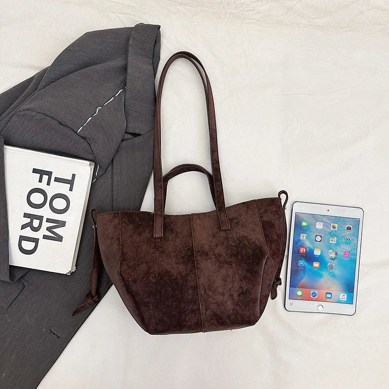 PU Leather Shoulder Bag - Small Women's Crossbody Bag with Zipper Closure & Phone Pocket - ZOOMNSTORE