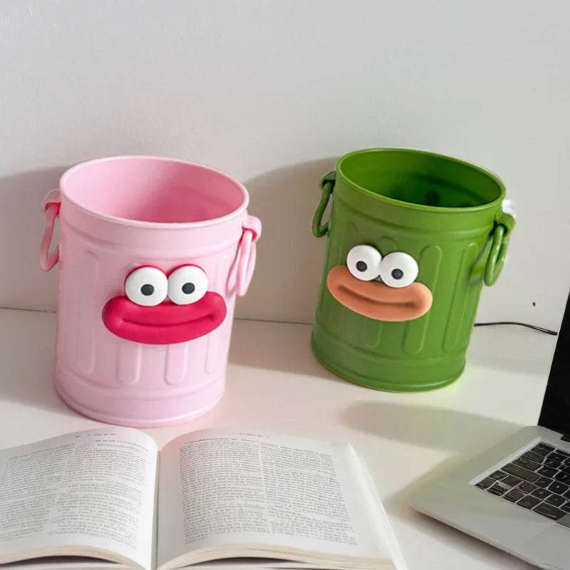 Plastic Pencil Holder - Cute Long Legged Desk Organizer with Letter Stickers - ZOOMNSTORE