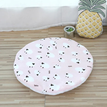 Plush Round Cat Bed - Soft Fleece Pet Mat for Kittens and Small Dogs - ZOOMNSTORE
