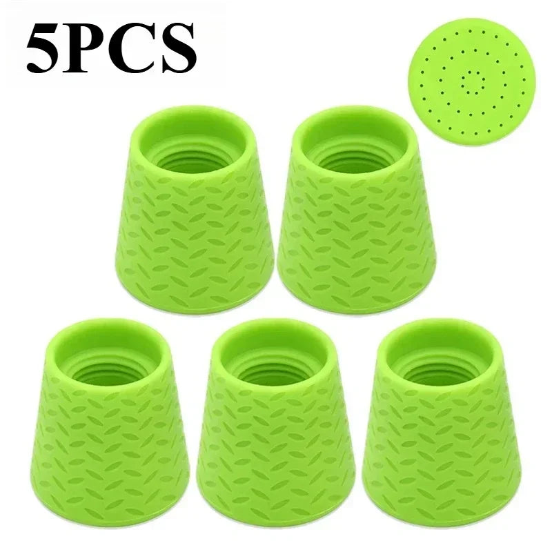 Portable Dog Shower – Outdoor Pet Shower Silicone Head with Bottle Attachment - ZOOMNSTORE