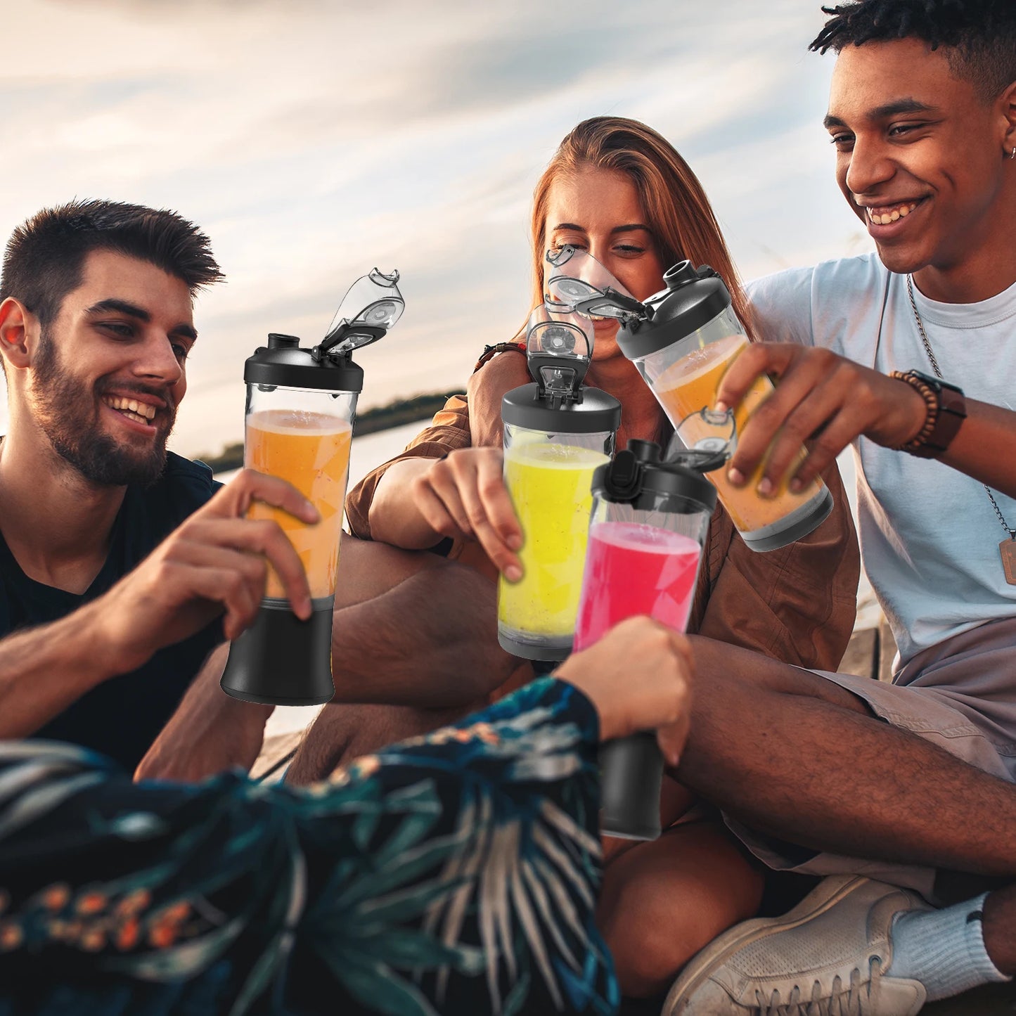 Portable USB Juicer Blender - 600ml Electric Fruit Smoothie Maker - ZOOMNSTORE