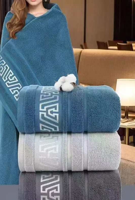 Thick Cotton Bath Towel - Soft Absorbent 70x140cm No Shedding - ZOOMNSTORE