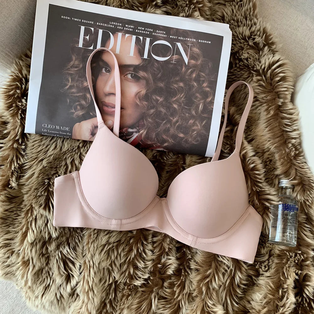 Push-Up Seamless Bra - Wireless Padded 3/4 Cup Bra With Adjustable Straps & Back Closure - ZOOMNSTORE