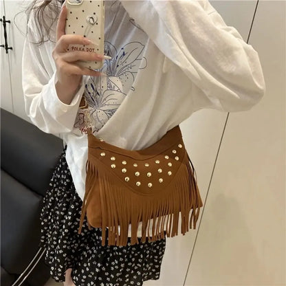 Retro Saddle Bag - Women's Shoulder Bag With Tassel Rivet | Large Capacity Purse - ZOOMNSTORE