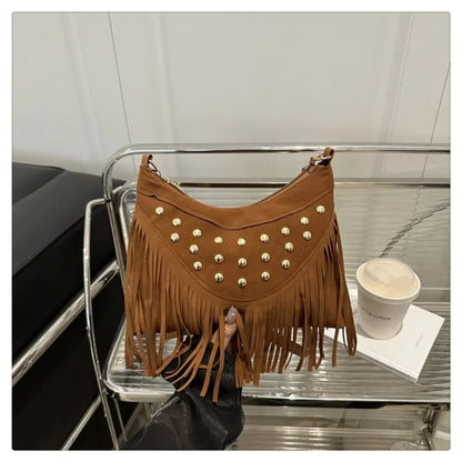 Retro Saddle Bag - Women's Shoulder Bag With Tassel Rivet | Large Capacity Purse - ZOOMNSTORE