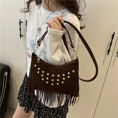 Retro Saddle Bag - Women's Shoulder Bag With Tassel Rivet | Large Capacity Purse - ZOOMNSTORE