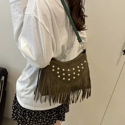 Retro Saddle Bag - Women's Shoulder Bag With Tassel Rivet | Large Capacity Purse - ZOOMNSTORE