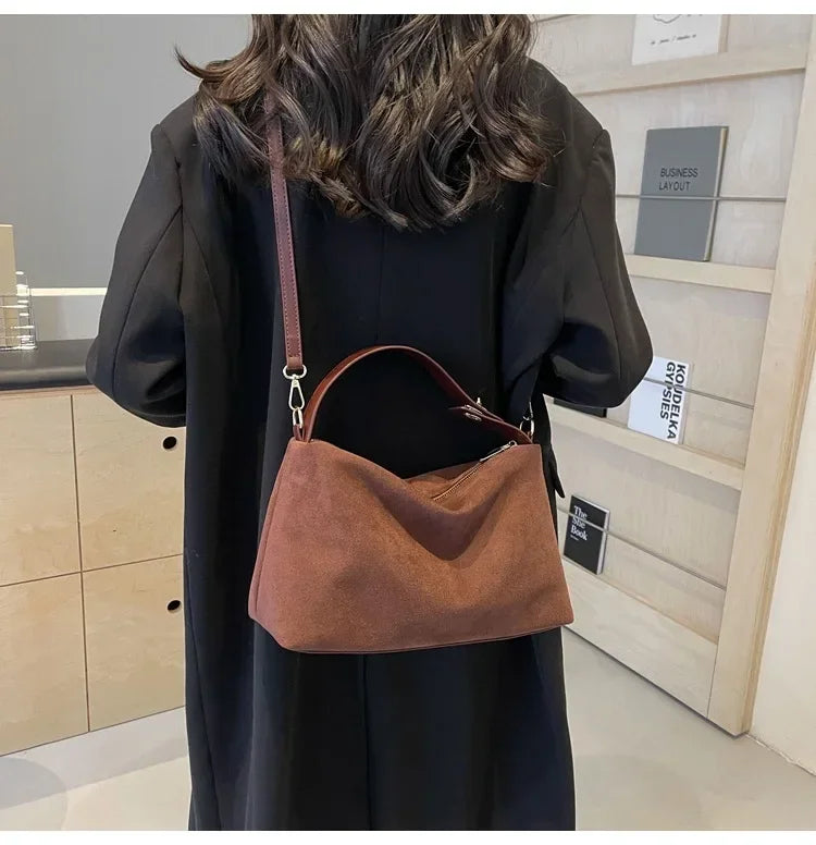 Retro Shoulder Bag – Women's Tote Bag With Large Capacity | Zipper Closure - ZOOMNSTORE