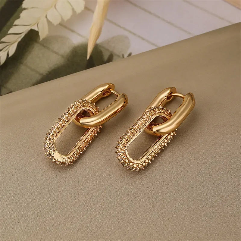 Rhinestone Geometric Earrings – Lightweight Fashion Hoop Earrings with Elliptical Double Rings - ZOOMNSTORE