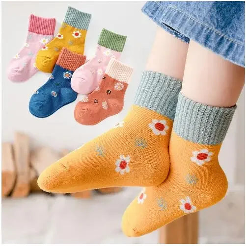 5 Pairs of Four-season Baby Socks Spring & Fall Cartoon Kitten Winter Mid-tube Socks Boys and Girls  Socks Toddler