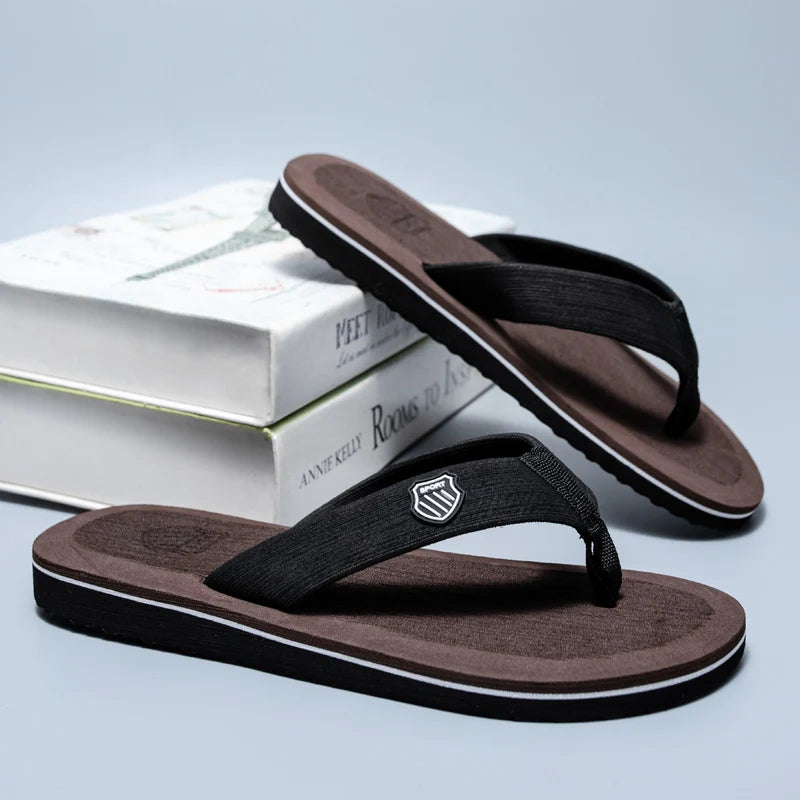 Hot Sale Men's Flip-flops Outdoor Casual Beach Slippers Soft Light Non-Slip Shoes Summer Slippers Men Shower 2024 Zapatos Hombre