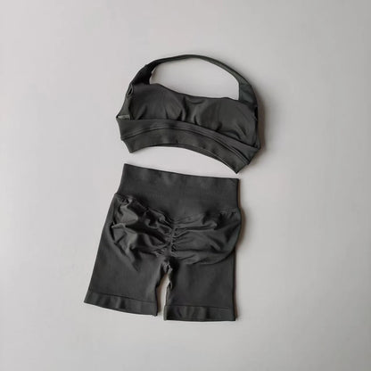 Seamless Yoga Suit - Halter Sports Bra & Impact Shorts Gym Set for Women