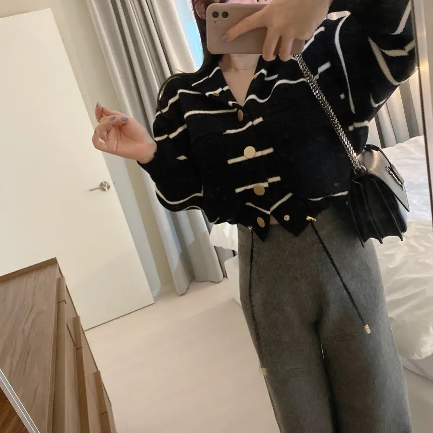Loose Women's Knitted Cardigan Coat with Big Pockets Striped Splicing Drawstring Hem Single Buttoned Open Front Sweater