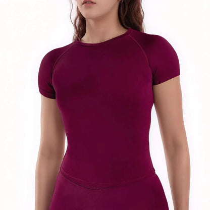 Seamless Yoga Top - Lightweight Workout Crop Top | Breathable Gym Wear for Women