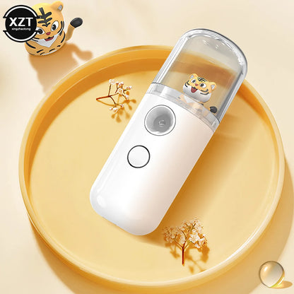 Portable USB Air Humidifier - 30ml Aromatherapy Essential Oil Diffuser - ZOOMNSTORE
