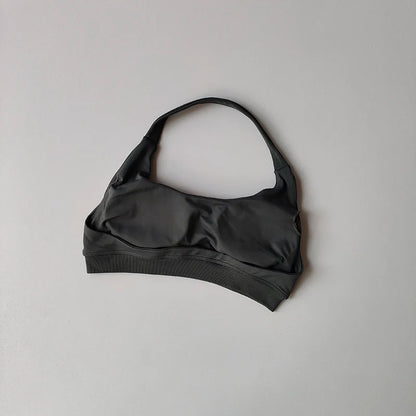 Padded Sports Bra - Shockproof Seamless Workout Bra With Halter Straps, Medium Support