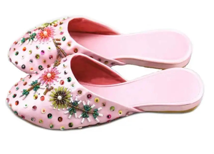 36-40 Women Slippers Sequin Embroider Shoes Summer Silk Fabric Flats Flower Closed Toe Soft Sole Non-slip Chinese Style Footwear