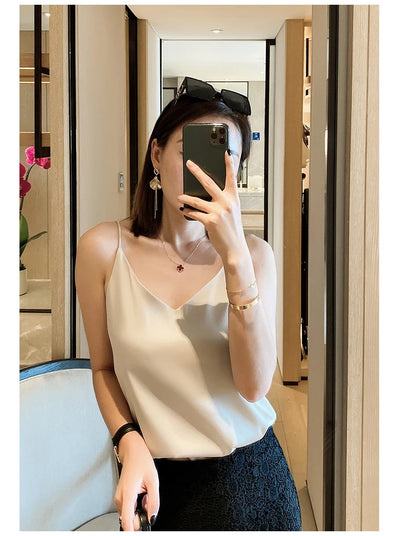 20246 Summer Camisole Slim Vest Sexy Women Sleeveless V-Neck Gray Tee Tank Tops Female Solid Black/White Korean Crop Tops Y2k