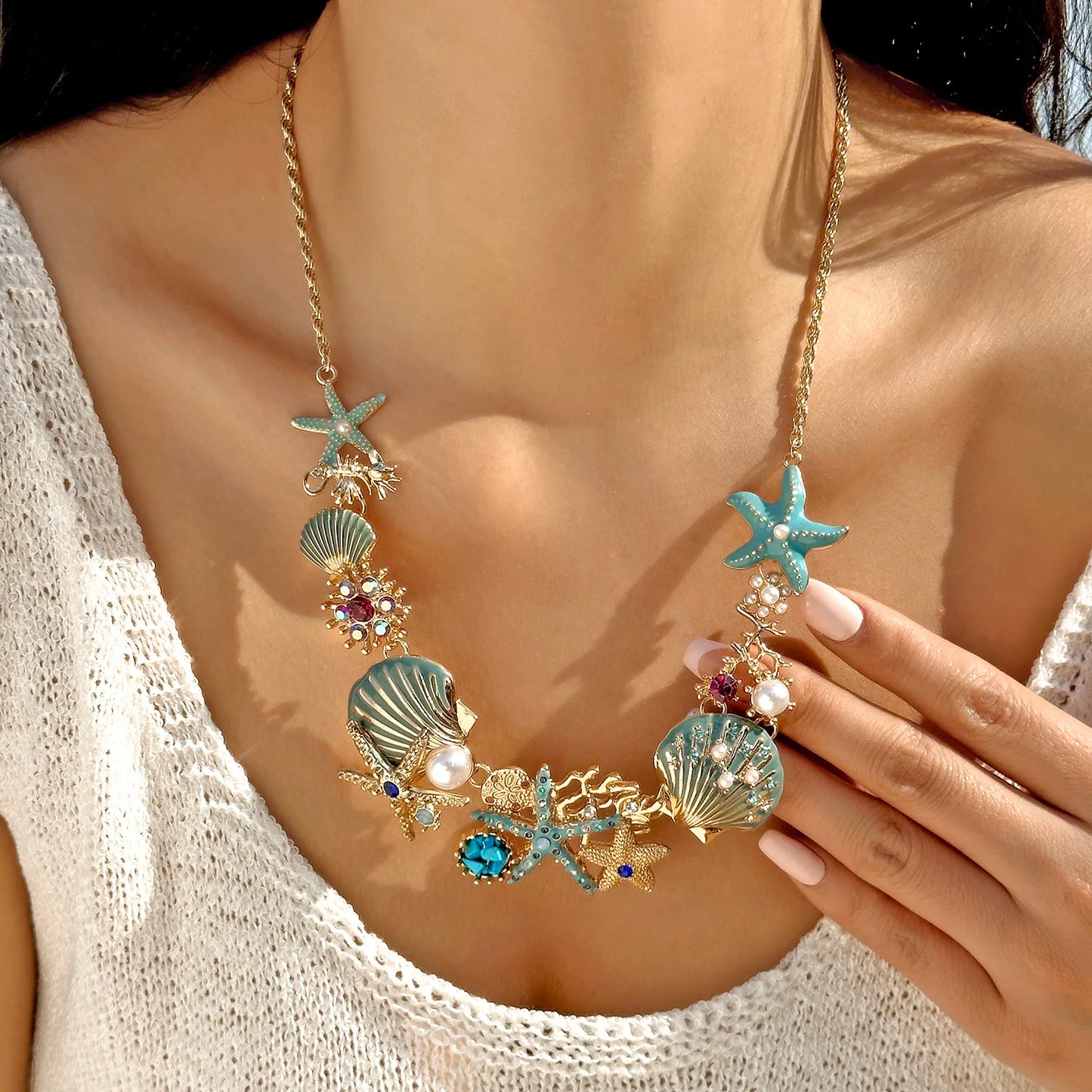 Exaggerated Metal Starfish Shell Pearl Necklace for Women Summer Ocean Coral Scallop Pendant Necklace Boho Beach Jewelry Gift