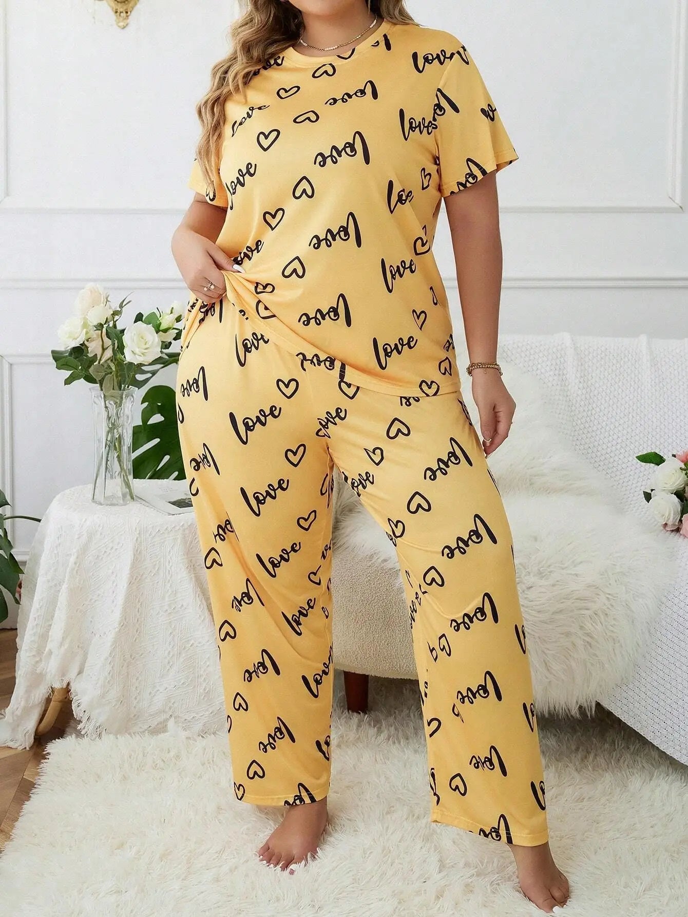 Women's Plus Size Sleepwear Heart Letters Print Pajama Set Casual Short-Sleeve Top and Pants Comfortable Relaxed Fit Loungewear