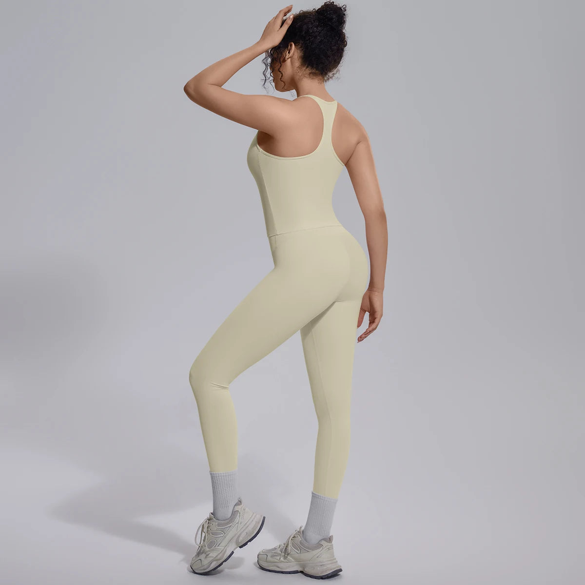 Quick Drying Legging Outdoor Running Yoga Set for Womans High Waisted Push Up Female Pants Gym Sexy Beautiful Back Vest Yoga Set