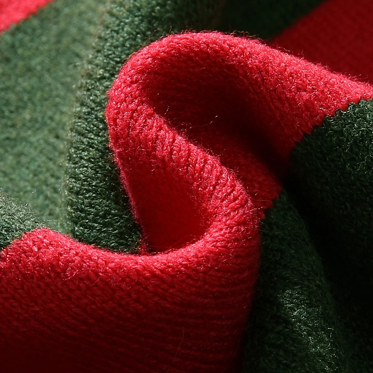 Men's New Autumn and Winter Warm Knitwear, Pullover Striped Knit Sweater