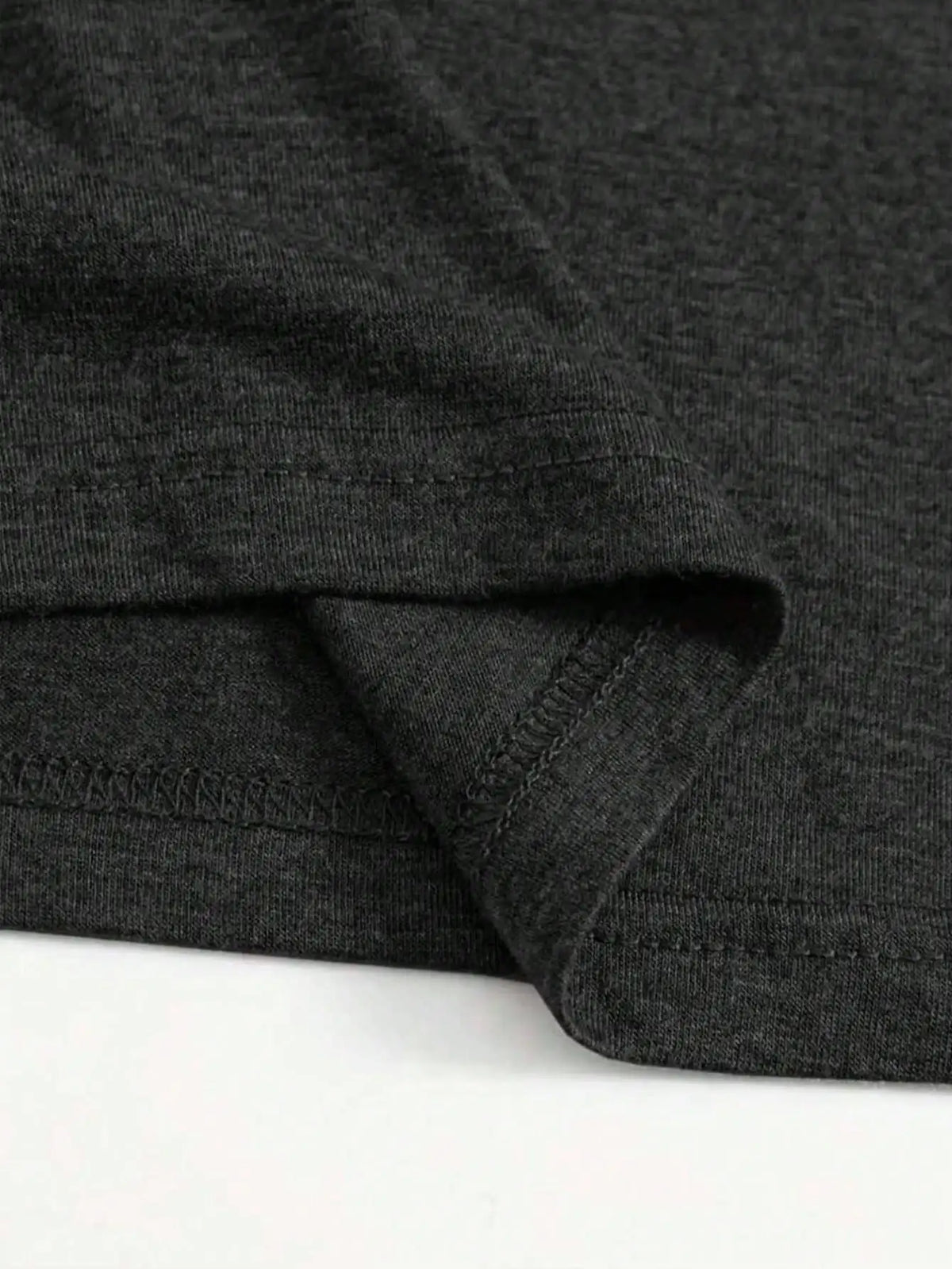 Women's Long-Sleeved Loose Round-Neck Top Elegant Solid Color Polyester Knitted T-Shirt Autumn and Winter Fashion Heart Pattern