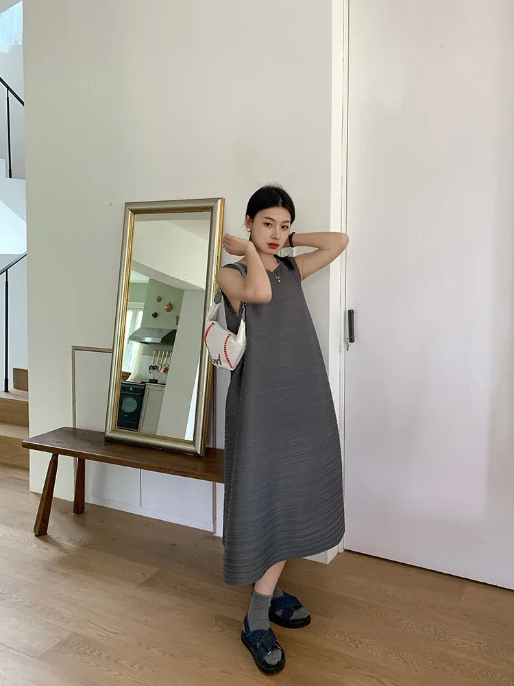 Pleated Women's Dresses | Plus Size Knee Length Dress With Natural Waistline And Folded Fabric