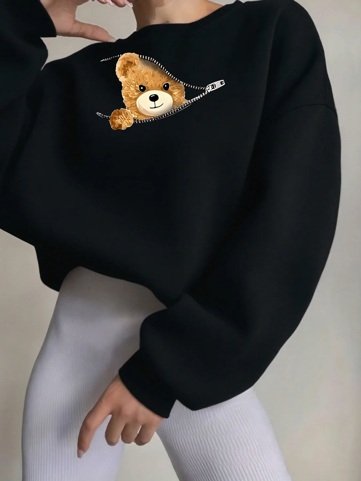 Women's Autumn and Winter Loose Casual Cartoon Zipper Bear Pattern Printed Velvet Long-Sleeved Round Neck Sweatshirt Pullover