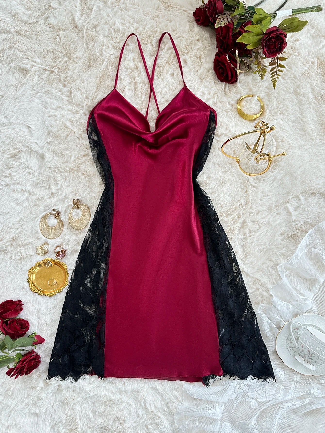 New Style Women's Lace Splicing Nightdress Sexy Fashion Pajamas Simple and Comfortable Suitable for Parties and Home