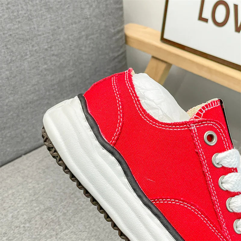 Women Casual Shoes Men's Sports footwear Summer Casual Thick Soled Male Soft Comfortable Non-slip Outdoor Fashion Board sneakers