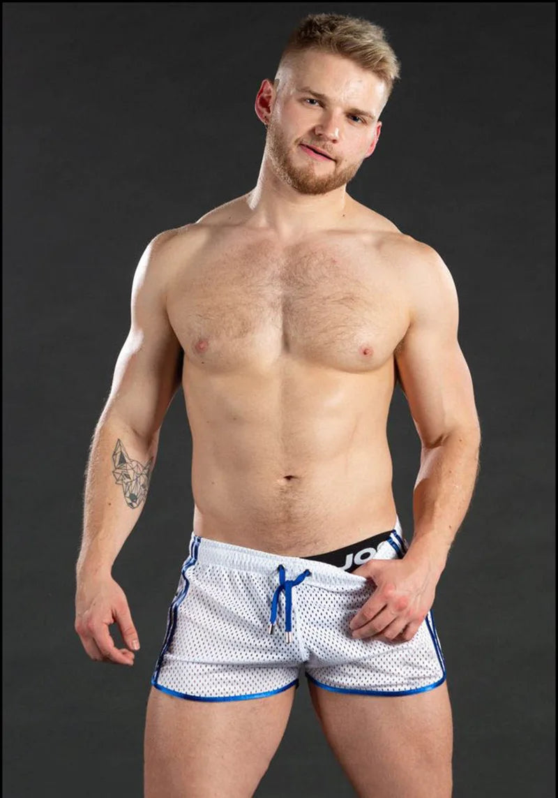 2025 new muscular fitness men's beach pants sports fitness casual quick dry hole breathable thin three-quarter pants men's sport