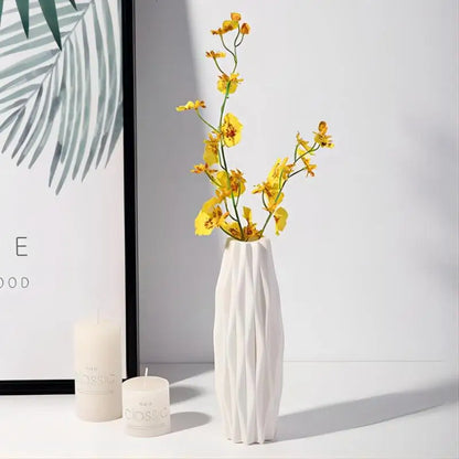 Nordic Plastic Vase - Simple Small Flower Pot for Modern Home Decor