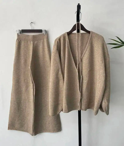 [EWQ] Fashion V-neck Long Sleeve Lace Up Sweater And High Waist Trousers Casual Women Knit Set Clothing 2025 Autumn New 16O1719