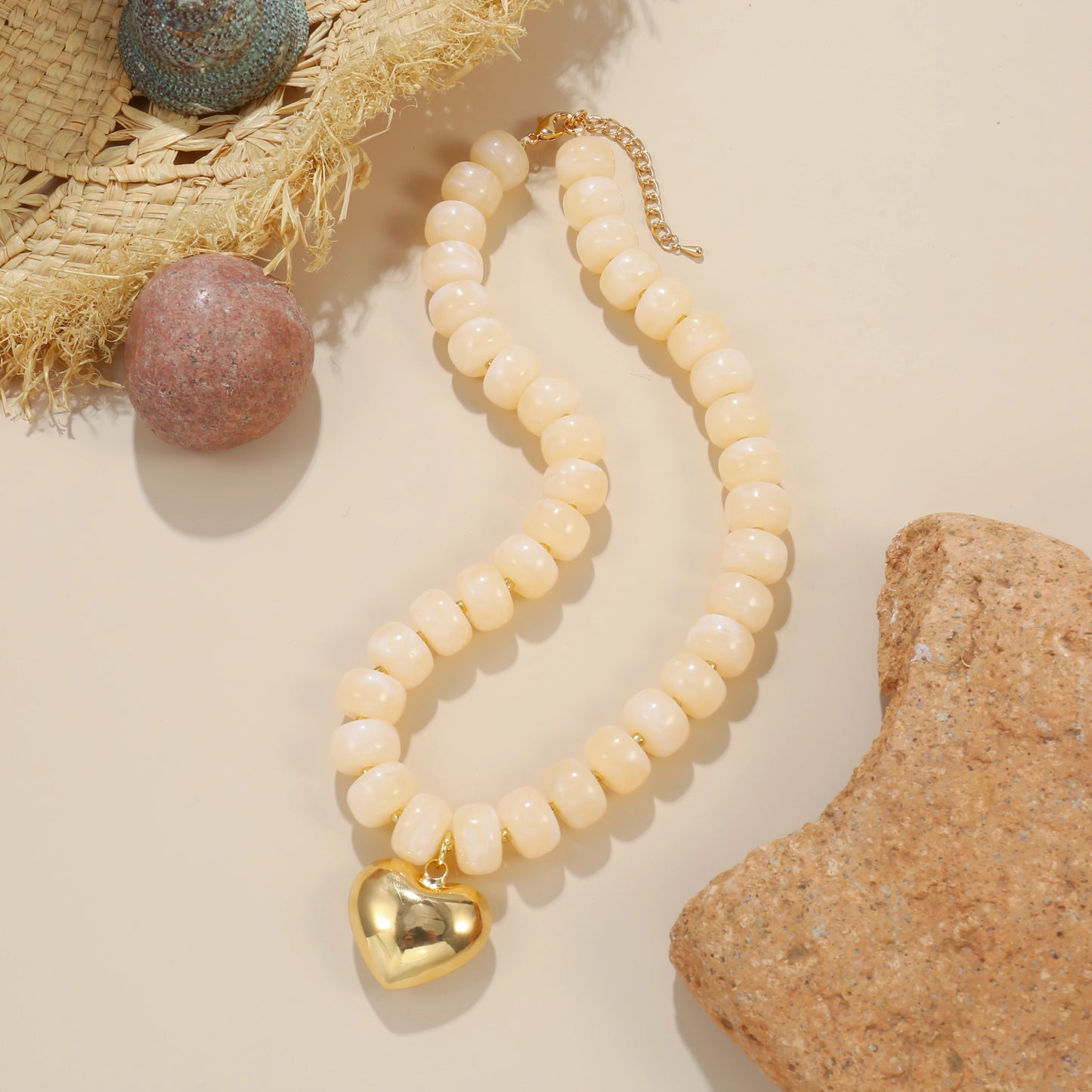 Badu Bohemia Colorful Acrylic Beaded Choker Necklace for  Women 14K Gold Plated Heart Pendant Summer Aesthetic Y2K Jewelry Gift
