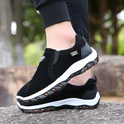 New Casual Shoes Men Sneakers Outdoor Walking Shoes Loafers Autumn Slip On Suede Leather Male Footwear Plus Size 48 49 50 MSH004