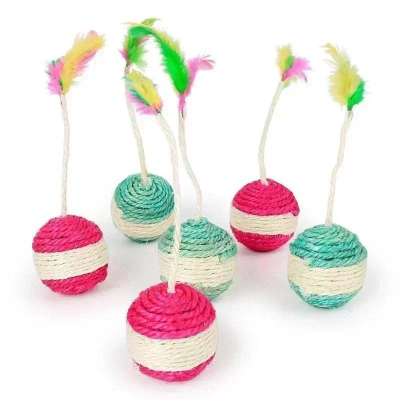 Interactive Sisal Scratching Ball Cat Toy - Training Toy with Feather for Kittens - ZOOMNSTORE