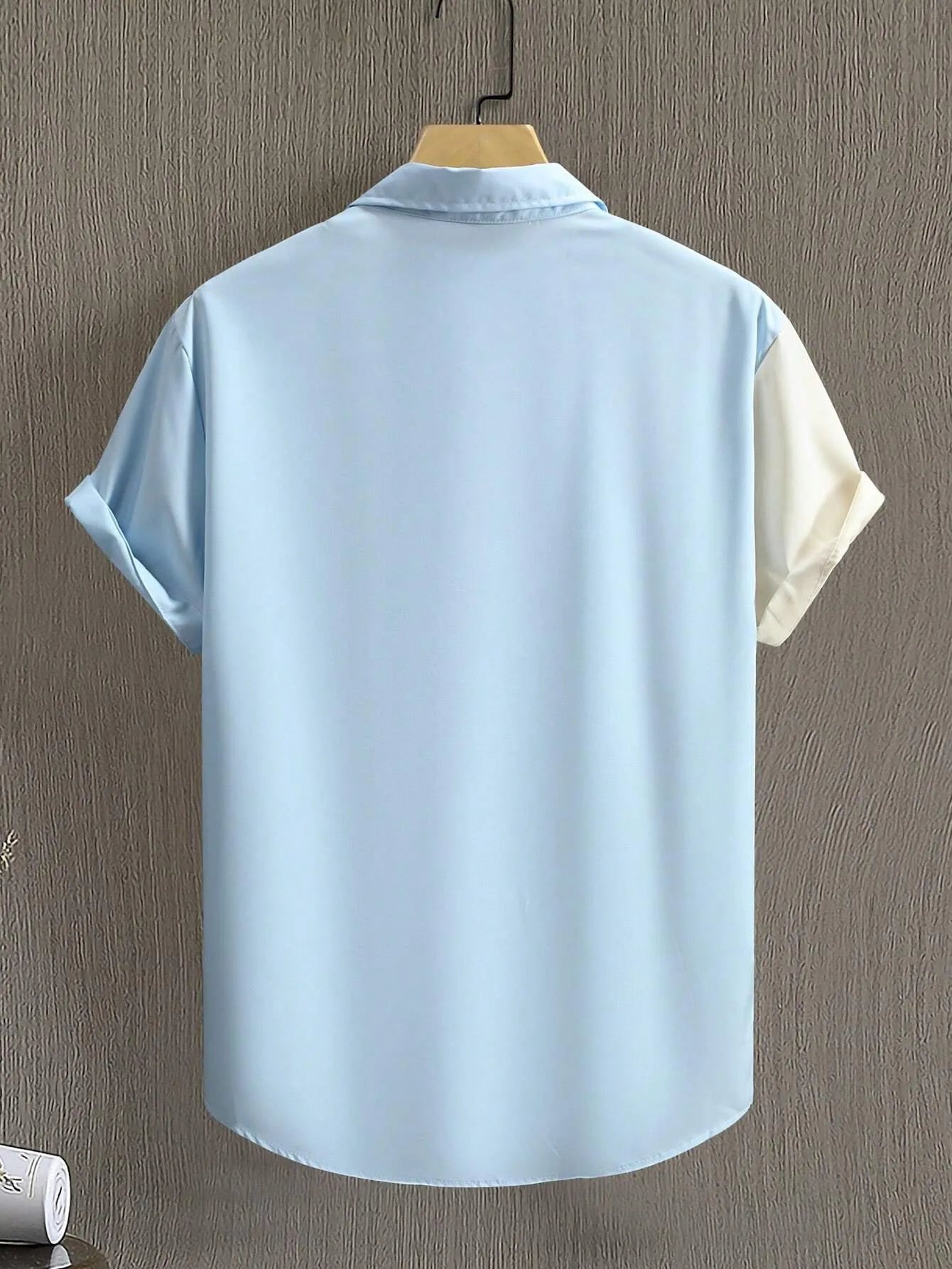 The new men's short-sleeved shirt for summer 2025 features a casual fashionable comfortable and soft 3D pattern print