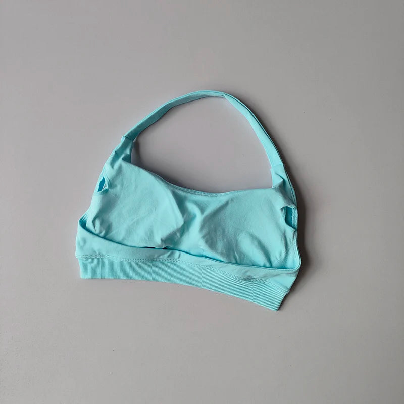 Padded Sports Bra - Shockproof Seamless Workout Bra With Halter Straps, Medium Support