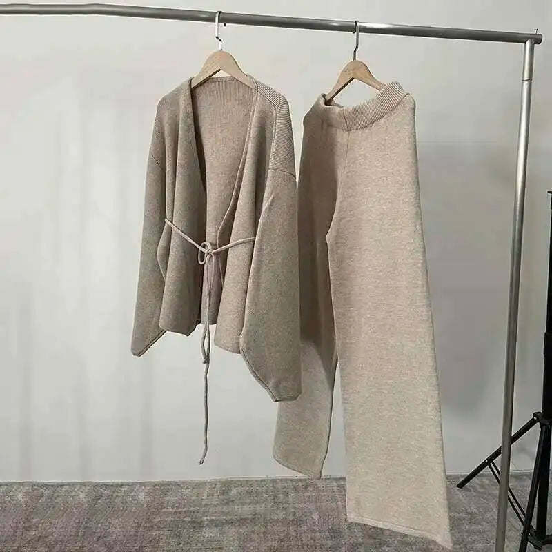 [EWQ] Fashion V-neck Long Sleeve Lace Up Sweater And High Waist Trousers Casual Women Knit Set Clothing 2025 Autumn New 16O1719