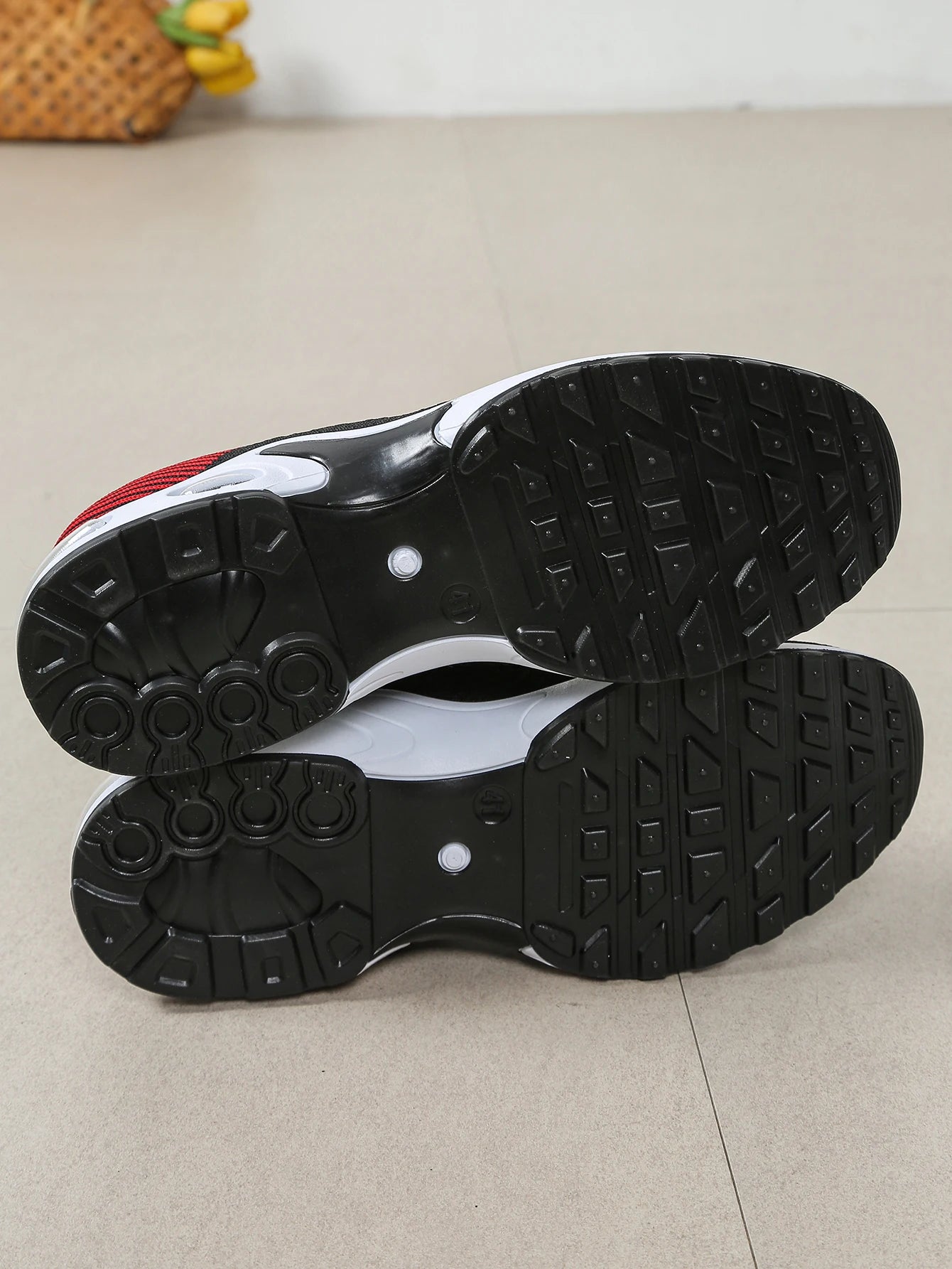 ZOOMNSTORE